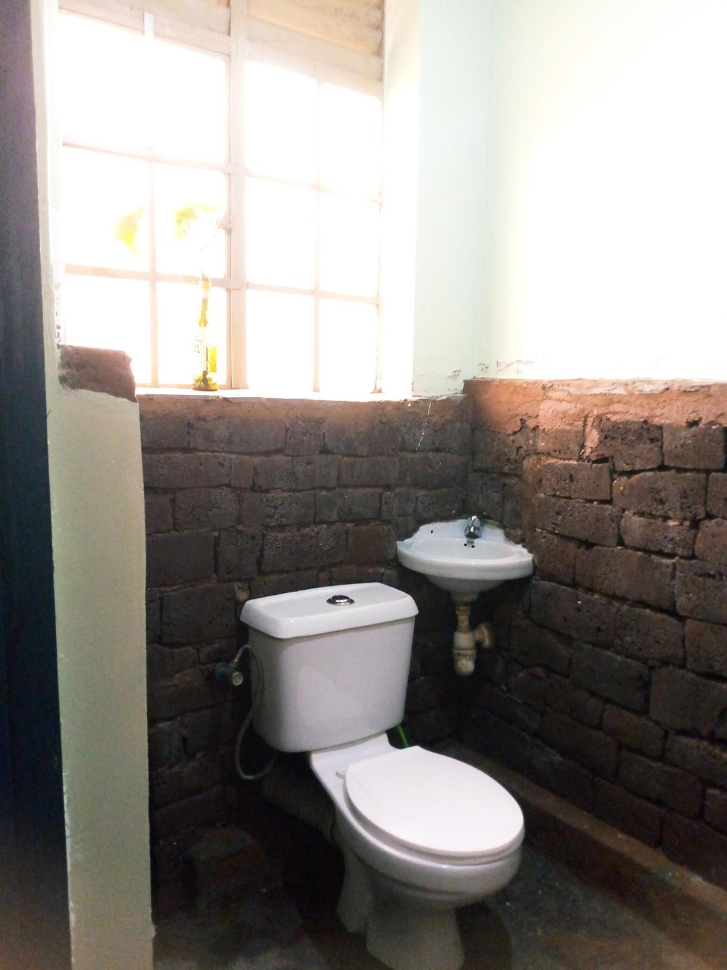 Santaviva Hotel Kisoro 外观 照片