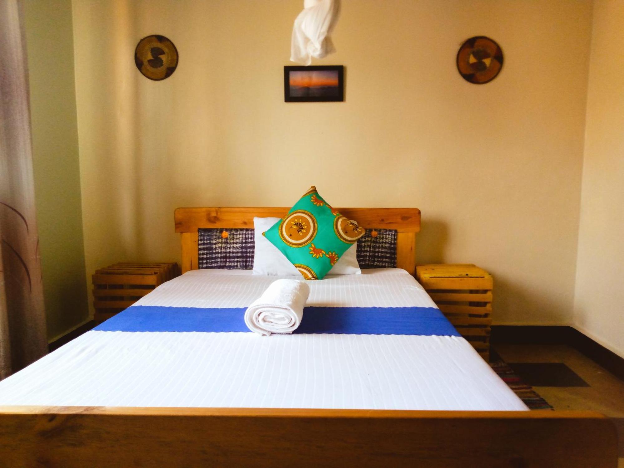 Santaviva Hotel Kisoro 外观 照片