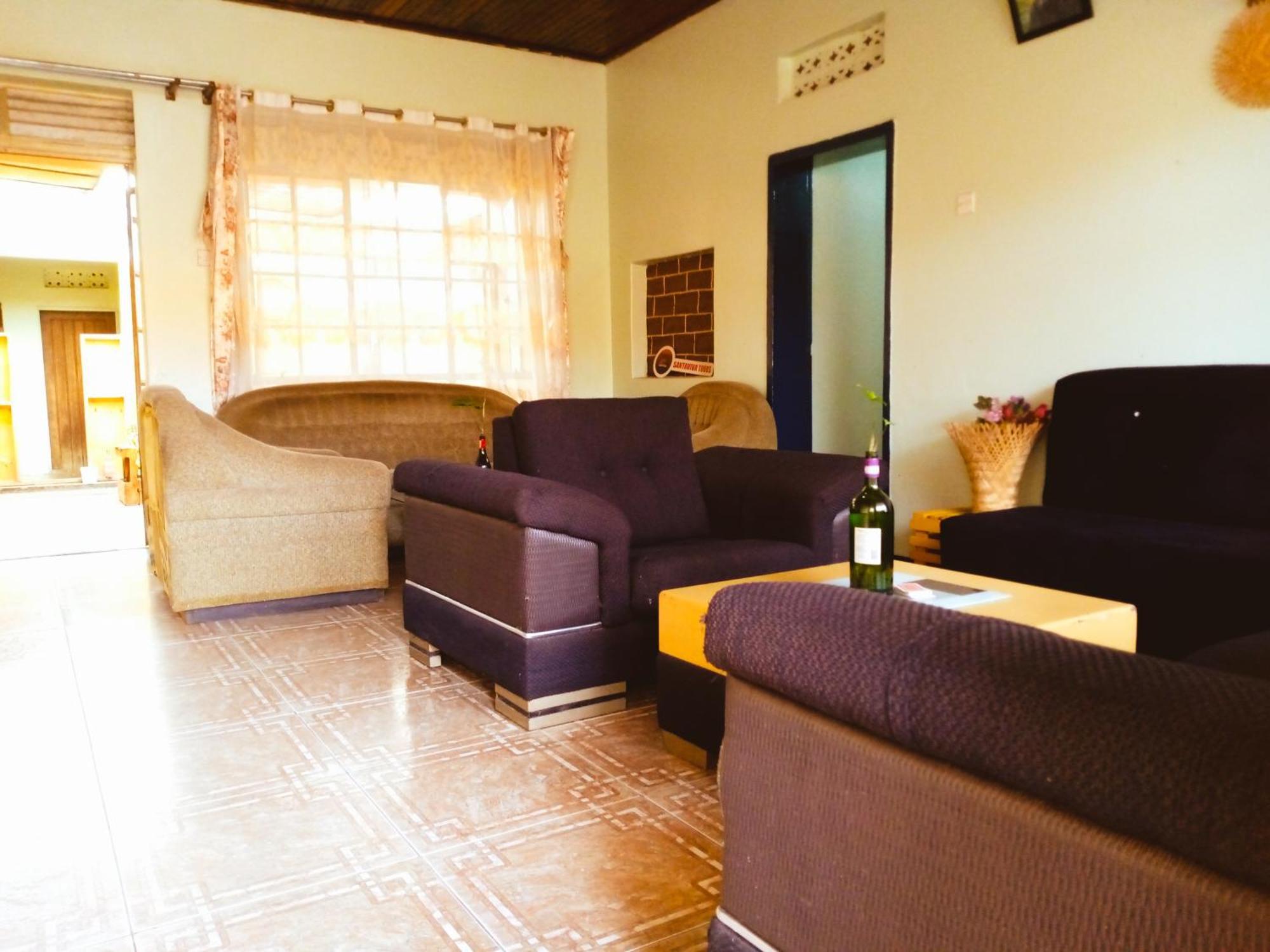 Santaviva Hotel Kisoro 外观 照片