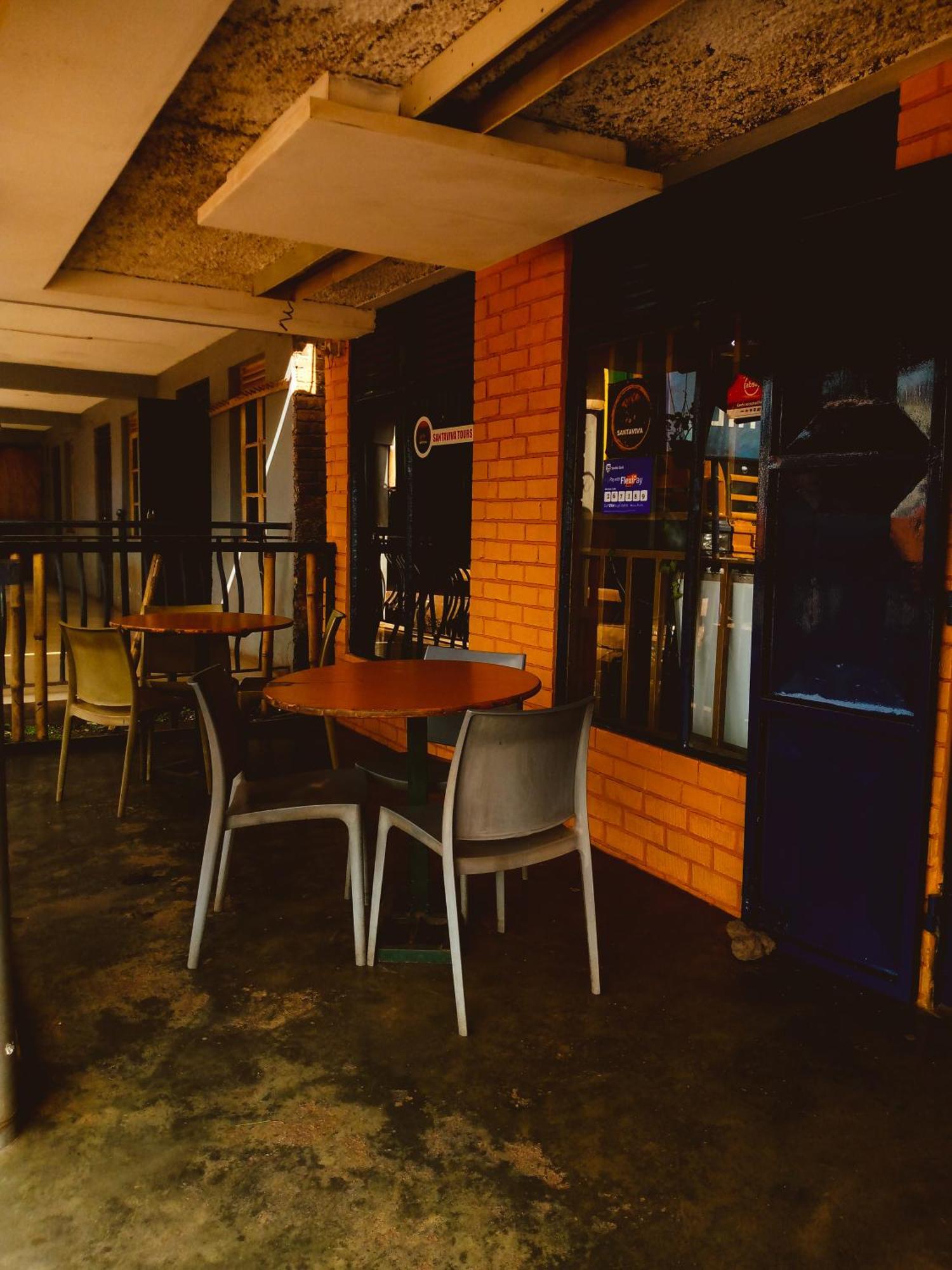 Santaviva Hotel Kisoro 外观 照片